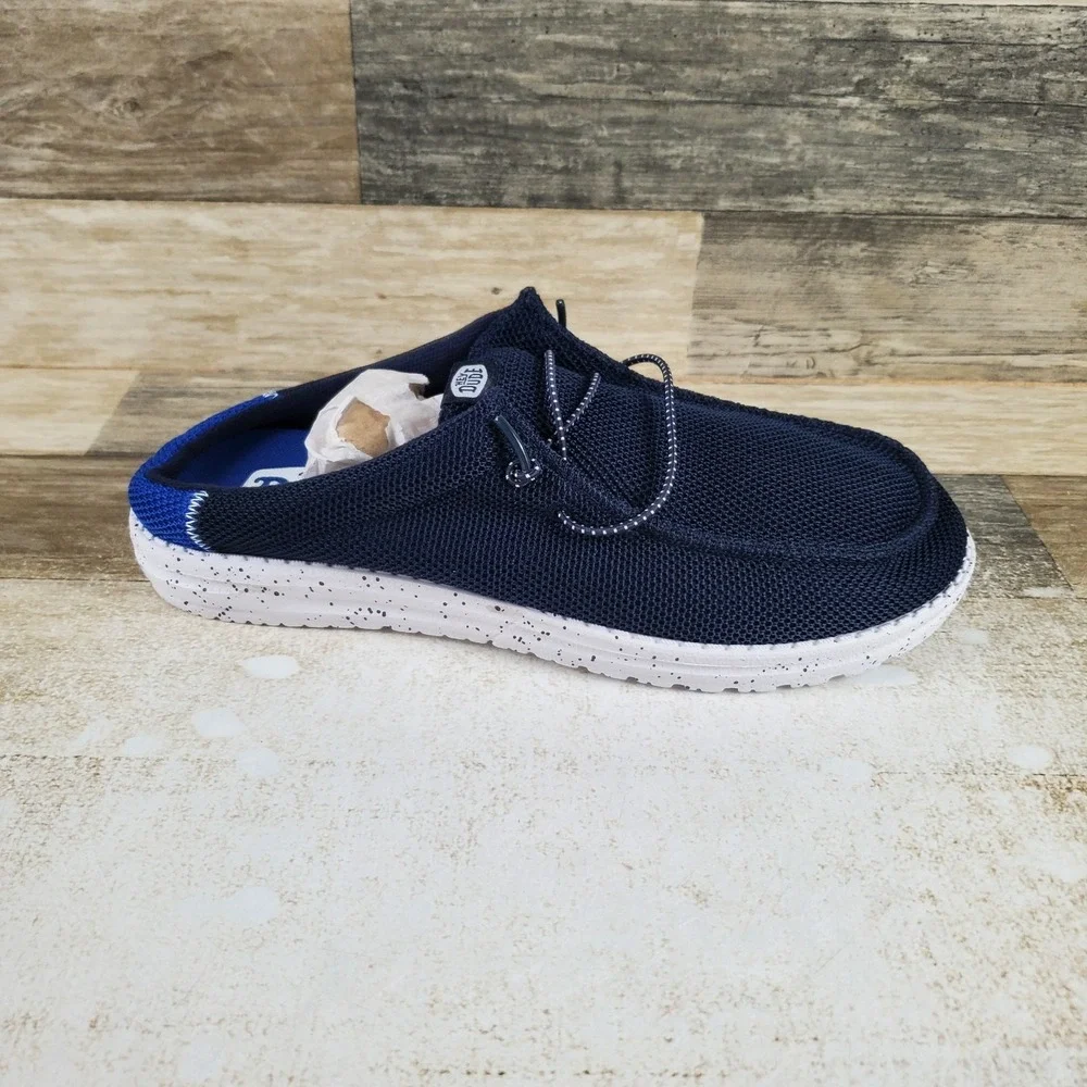 Hey Dude Wally Slip Varsity Mens Loafers Shoes Sz 9 Navy Blue White Slip On